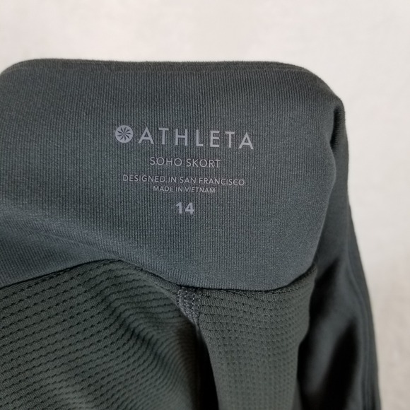 Athleta Soho Skort Womens 14 Green Charcoal Hiking Travel Activewear Skirt 280s - Picture 3 of 6